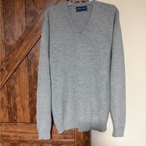 Vintage Robert Bruce Men V-Neck Pullover Sweater Made in USA. Grey Large